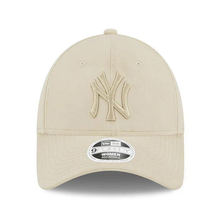 New Era WMNS Leather 9Forty Light Beige Cap