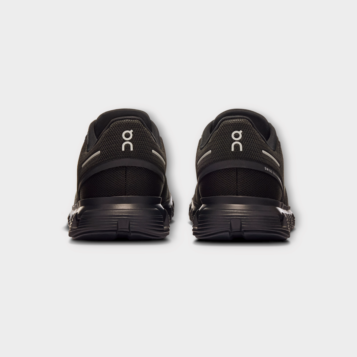 On Cloud 6 Women Black / Black, view 5