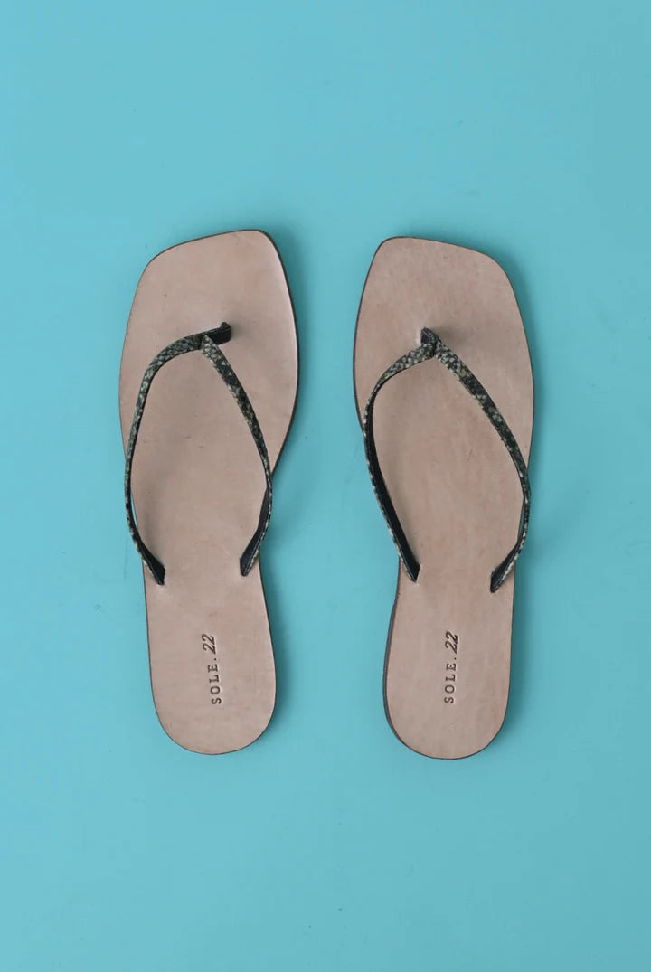 Sole 22 The Fine Strap Slipper Nile Snake