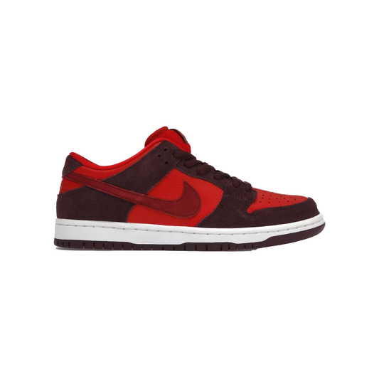 Nike SB Dunk Low Cherry