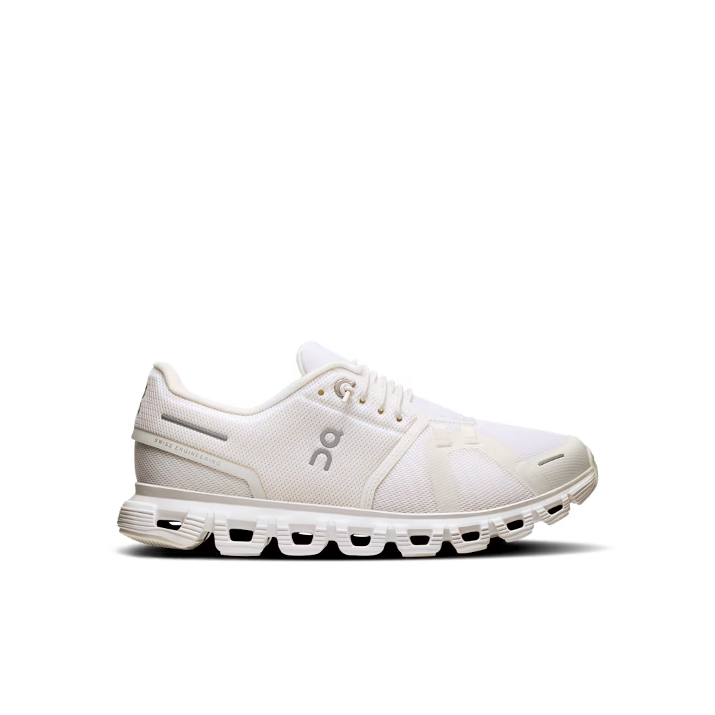 On Cloud 6 Women White / White