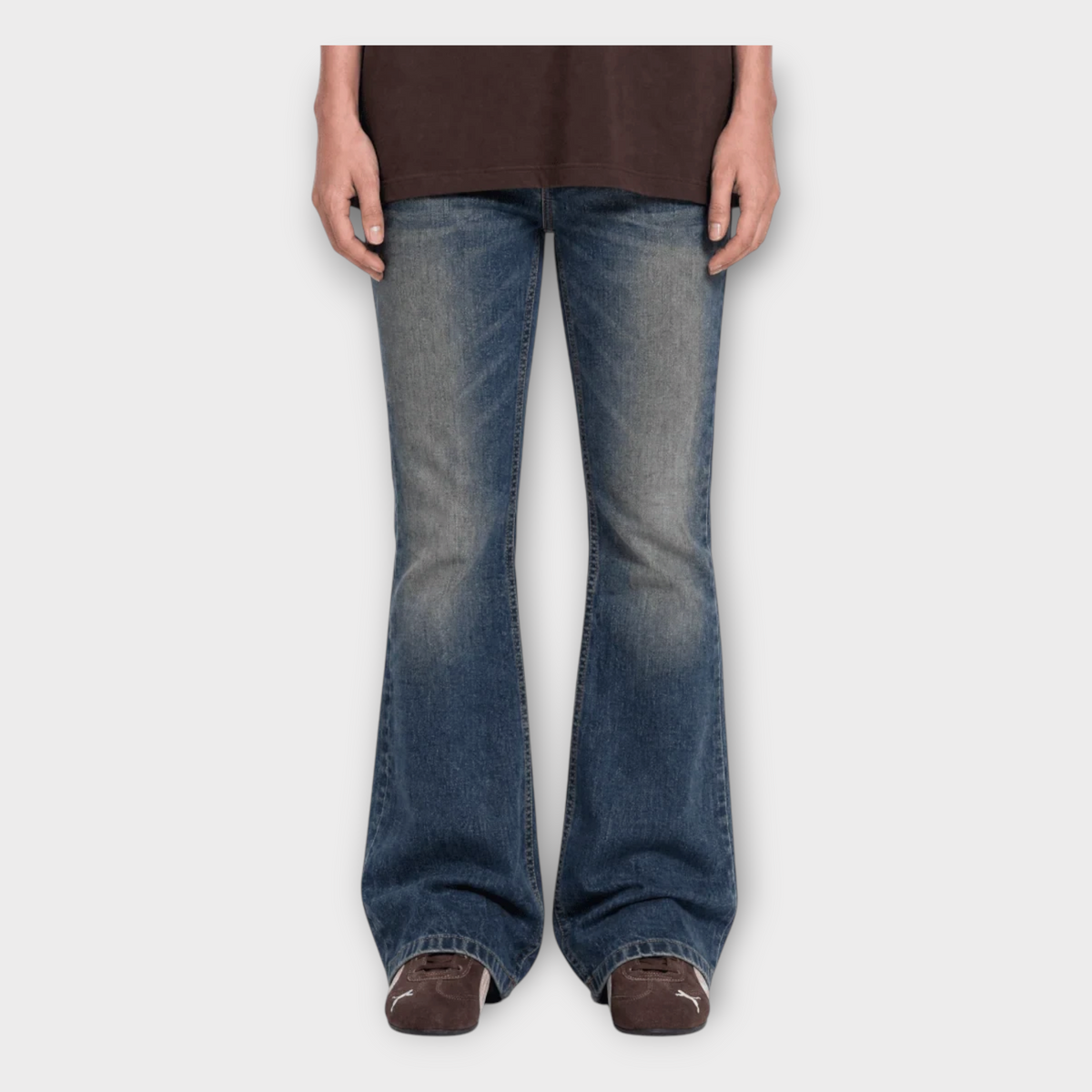 Flared Women Faded Jeans, view 2